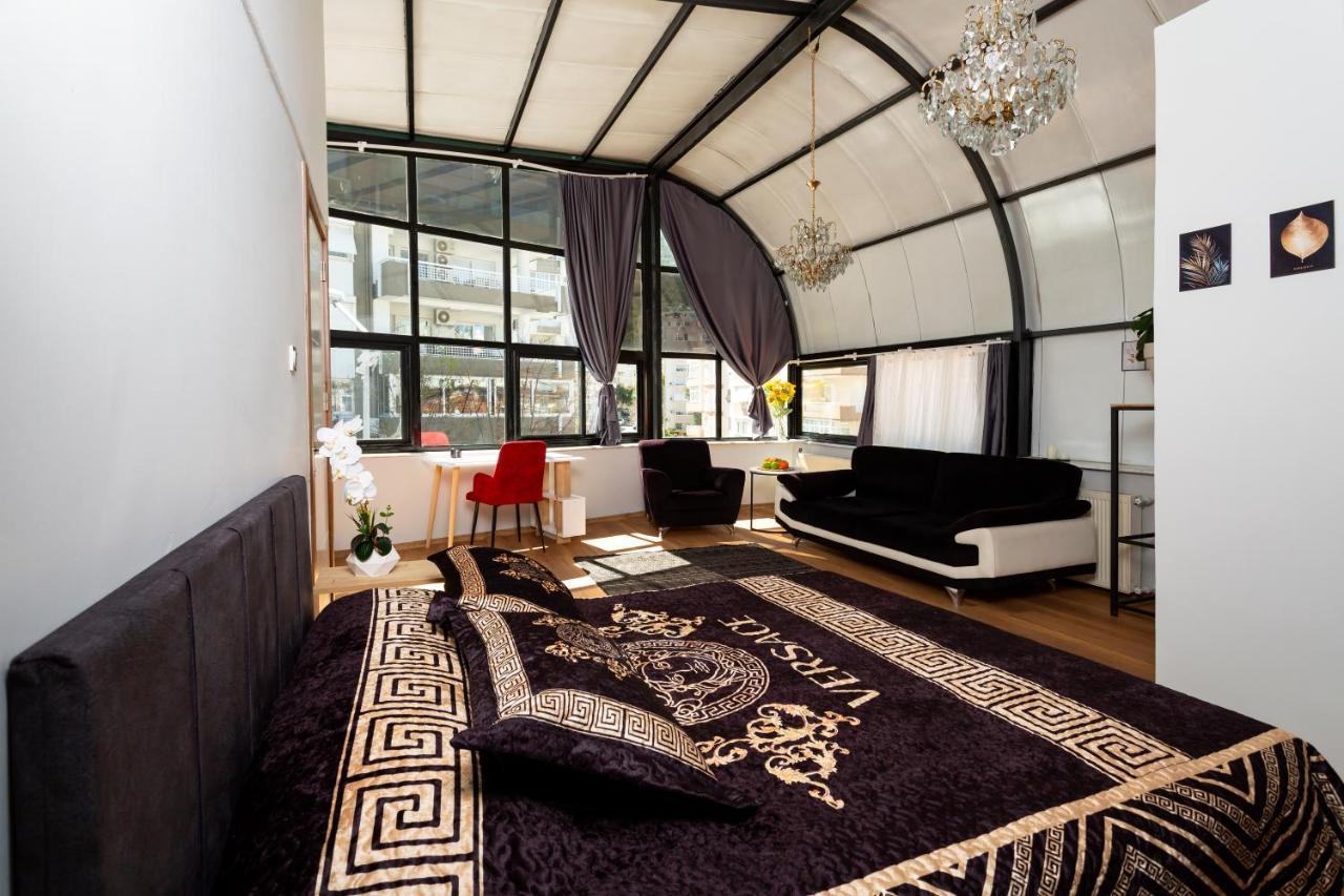 8 Rooms House Balçova Extérieur photo