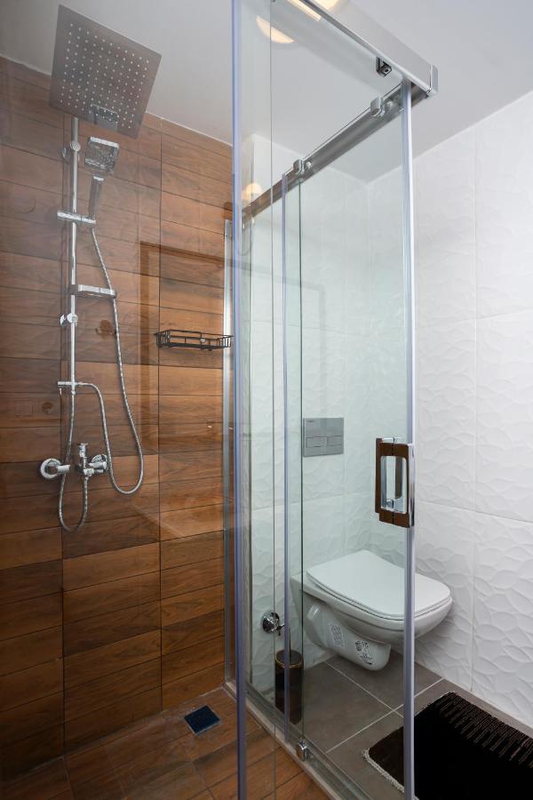8 Rooms House Balçova Extérieur photo